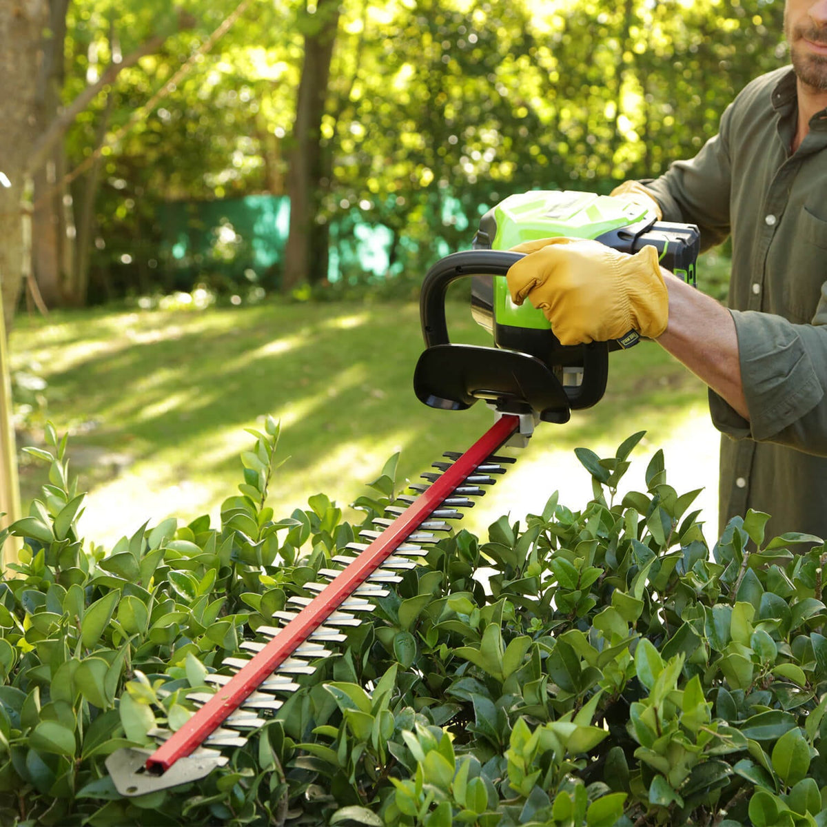 80V 16" Cordless Battery String Trimmer, 730 CFM Blower and 26" Hedge Trimmer Combo Kit: 2.0 Ah Battery and Charger