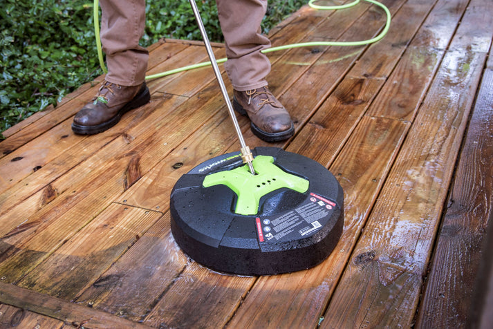 2700 PSI Pressure Washer, 15" Surface Cleaner and Extension Combo Kit